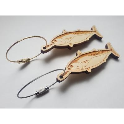 ふるさと納税 佐川町 【マルソウダ(メジカ)・ ゴールド】11種から選べる ヒノキ薫る 魚のウッドキーホルダー