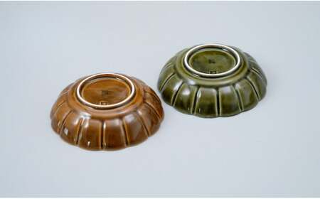 有田焼 花型小鉢 2色セット【中山陶和堂】食器 うつわ 器 磁器 陶磁器 小鉢 鉢 ボウル 皿 2枚 ペア シンプル ナチュラル ブラウン グリーン bv004