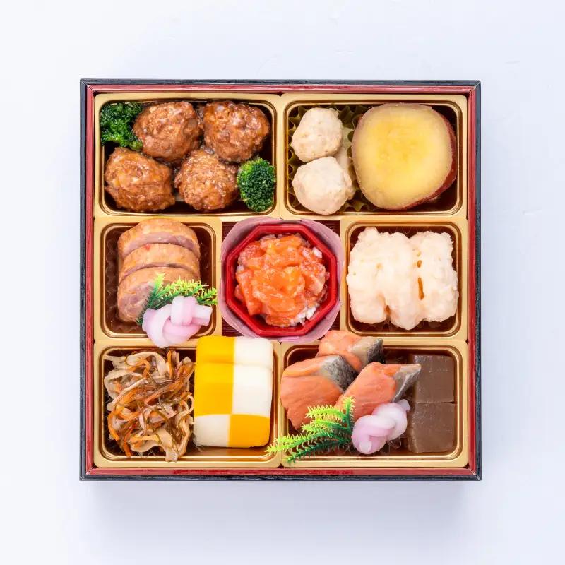 千賀屋謹製 2027年 迎春おせち料理「おもいやり」和風三段重 3人前 全38品 冷蔵[035S02] 
