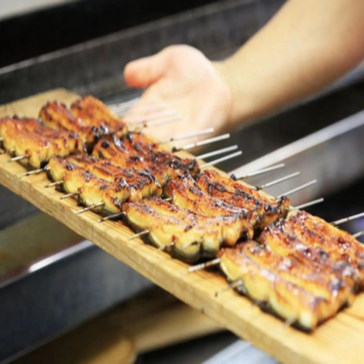 国産うなぎ　職人手焼き蒲焼2尾(約260g) SWAW001