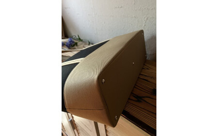 【2026年6月上旬発送開始】【 AKIRA オリジナル】【マツコの知らない世界 で紹介されました！】 大きなトートバッグ メンズショルダータイプ 黒帆布×ベージュ A4対応 大きい 大容量 軽量 軽