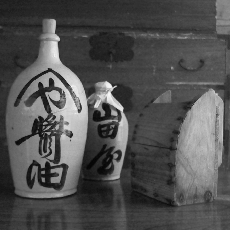 ＜山田醸造＞卓上醤油「華」500ml×8本