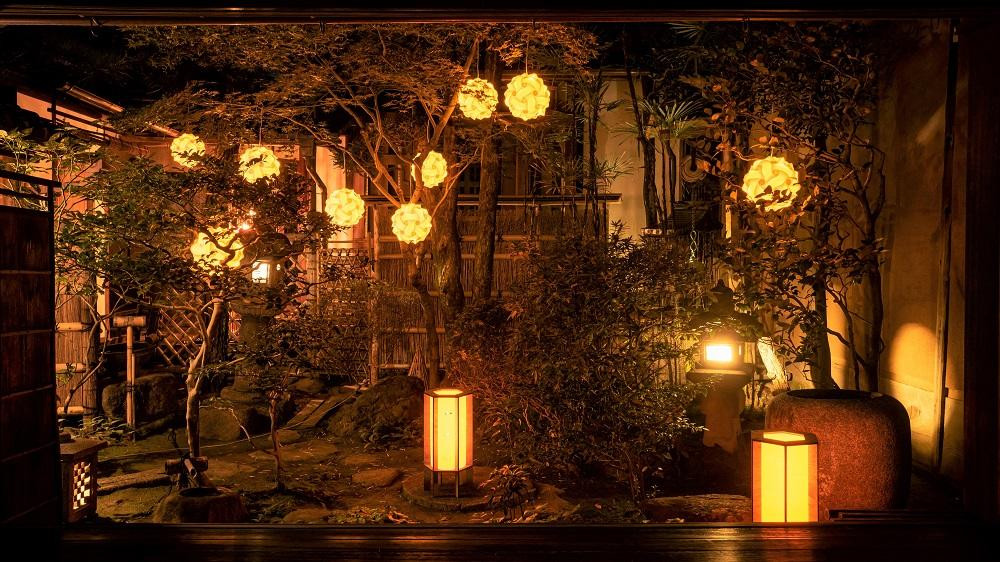 
【西陣くらしの美術館　冨田屋】町家ライトアップ 文化財見学＋懐石料理プラン
