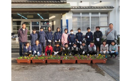 伊万里地区まちづくり運営協議会の活動を応援！【思いやり型返礼品（協賛型）】 105-O007