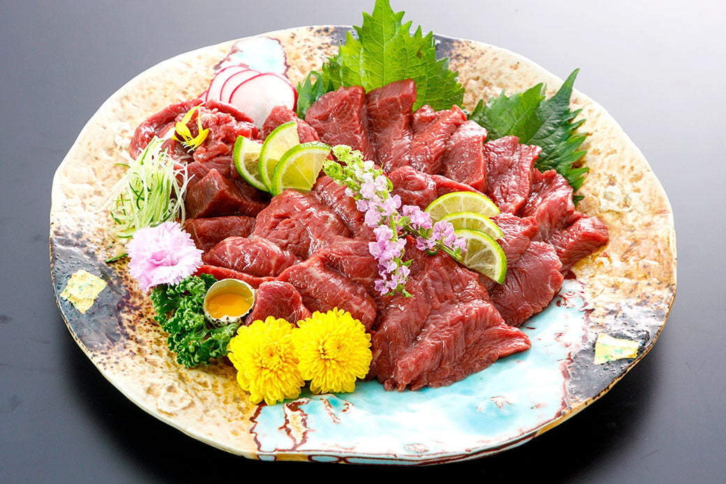 
            【熊本と畜】 赤身 馬刺し ロース 約200g 馬肉 肉 馬刺
          