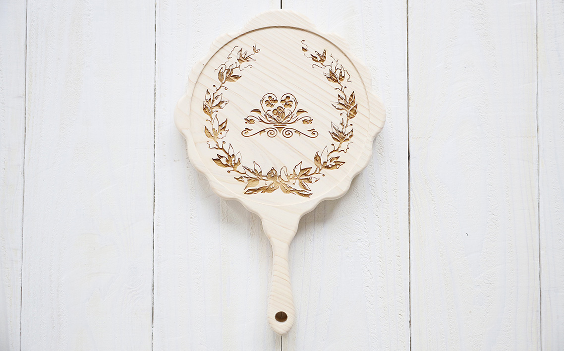 No.1111 まるで手鏡のような鍋敷き A