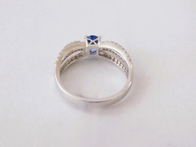 【一点もの】Pt900　サファイヤ（0.50ct）ダイヤモンドリング　K52　K06093-H
