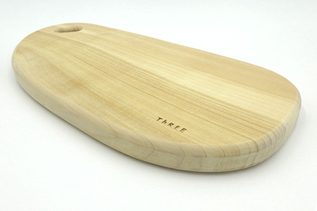 ながまるっこまな板（イチョウ） サイズ 約39cm×19cm×2.5cm TR-7 徳島 那賀 木 銀杏 木目 木製 日本製 まな板 丸い 丸まな板 キッチン用 料理 調理 調理器具 お祝い 贈物 ギ