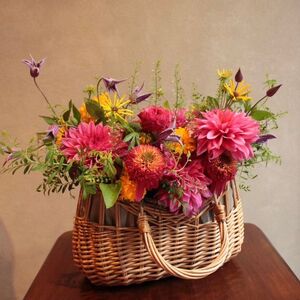 「MAKOTO OKUDOMI」オーダーメイドフラワーアレンジ 【197002】