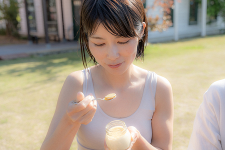 ＜ギフト対応可＞牛乳を使わない平飼い卵プリン 2種類セット計6個 F177