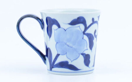 【ロマ佐賀】【有田焼】桔梗 マグカップペア / 食器 / 佐賀県 / 株式会社まるぶん [41APCD011]