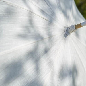 【南砺市】松井機業「城端しけ絹」しけ絹の日傘（生成り）◆受注生産 ご注文後2〜3ヶ月