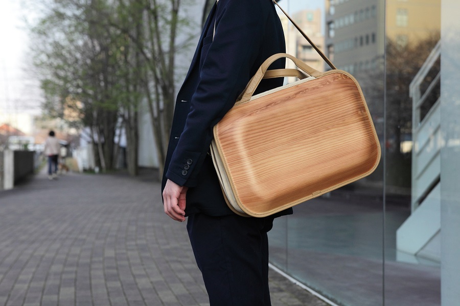 木製バッグ 【monacca-bag/Roots Naturalプレーン（B4サイズ対応）】 ビジネスバッグ 木製ビジネスバッグ 鞄 カバン バッグ 木のかばん メンズ レディース ファッション 木製