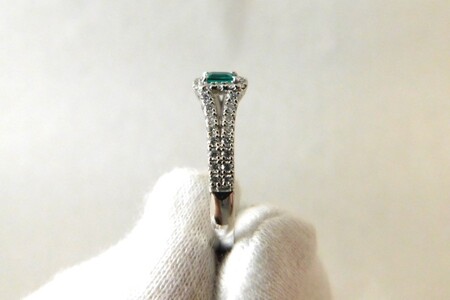 【ふるなび限定】【一点もの】Pt900　コロンビア産エメラルド（0.18ct）ダイヤモンドリング　K60　K06123-H　FN-Limited-SP