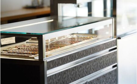 ボンボンショコラ5個(シャキーラ)&フェーブ80g（コイン状チョコレート）／NICOchocolaterie チョコレート チョコレート専門店 ボンボンショコラ スイーツ お菓子 贈答用 ギフト お取