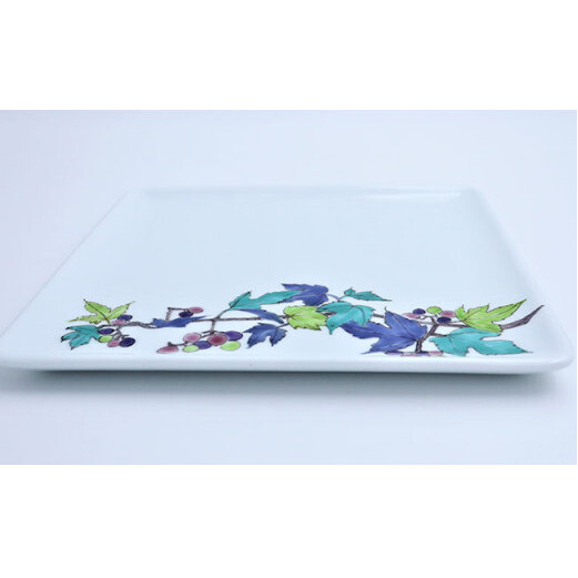 赤絵白磁硯処 雪月花 角平皿22cm〈野葡萄文〉 有田焼 A70-100_イメージ3