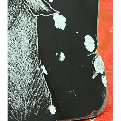 ふるさと納税 長和町 「黒耀石体験ミュージアム」オリジナル 手彫り彫刻の黒耀石の置物A シカ |  | 02