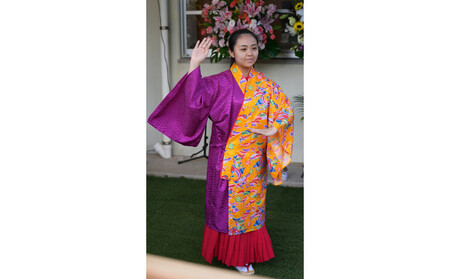 【ふるさと納税】☆沖縄芸能琉球舞踊体験☆～沖縄貸衣装体験付き～