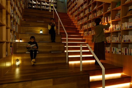 ねをはす Book ＆ Hotel 宿泊 補助券 9,000円分 チケット LJ001-B