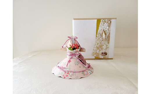 華姫(登録商標) 近江麻布使用 伝統工芸和紙人形の食器等装飾品【FH01W】