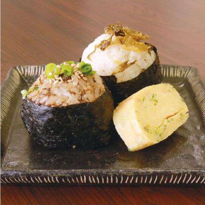 ふるさと納税 糸島市 明太子入り からし 高菜 1.8kg ( 300g × 6袋 ) 糸島市/やますえ [AKA010] |  | 03
