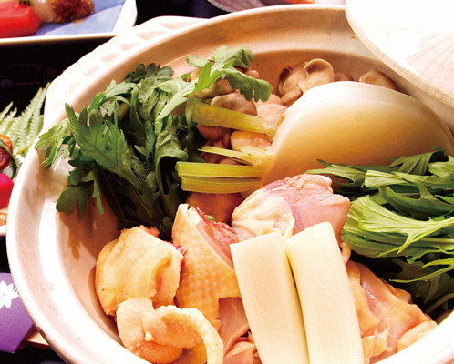 
料理旅館呑龍の鶏コラーゲン鍋（奥三河鶏）
