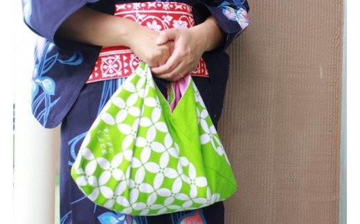 
                  おちのあづま袋「ヨコグラツクバネ」
                