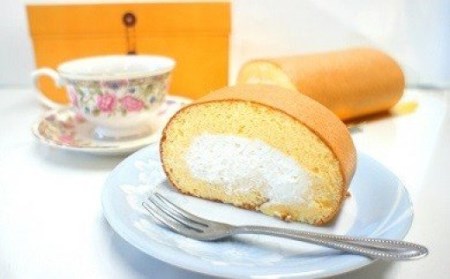 【定期便3か月】 豆乳クリーム たっぷり ロールケーキ 