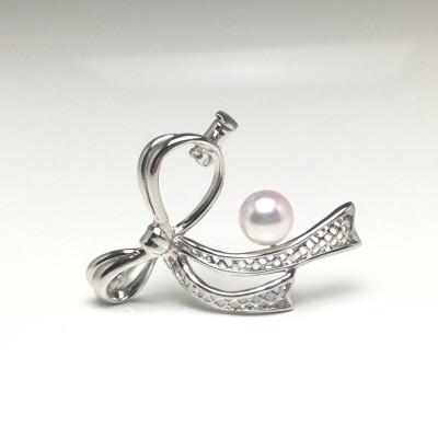 ふるさと納税 志摩市 老舗の真珠専門店・高品質 アコヤ真珠 ブローチ 6.5〜7.0ミリ タイプ:A |  | 01