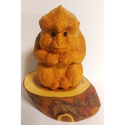 ふるさと納税 高山市 飛騨一位一刀彫　子猿 d104