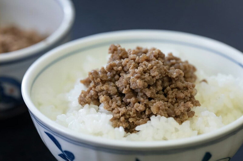 【ふるさと納税】 【粋料亭 助六】牛肉そぼろ煮 飛騨牛 和牛 日本料理 和食 惣菜 おかず そぼろ 岐阜県 大垣市