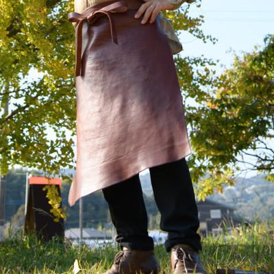 ふるさと納税 鞍手町 牛革エプロン　〜オリジナリティーある逸品をお求めの方へ〜 |  | 01