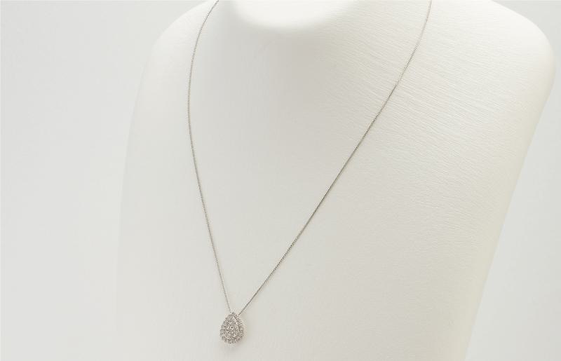 アルカンシェル プラチナダイヤペンダント（計 0.5ct）【鑑別書付き ジュエリー プレゼント ギフト ファッション アクセサリー 贈り物 贈答 お祝い 記念日】 J002-4