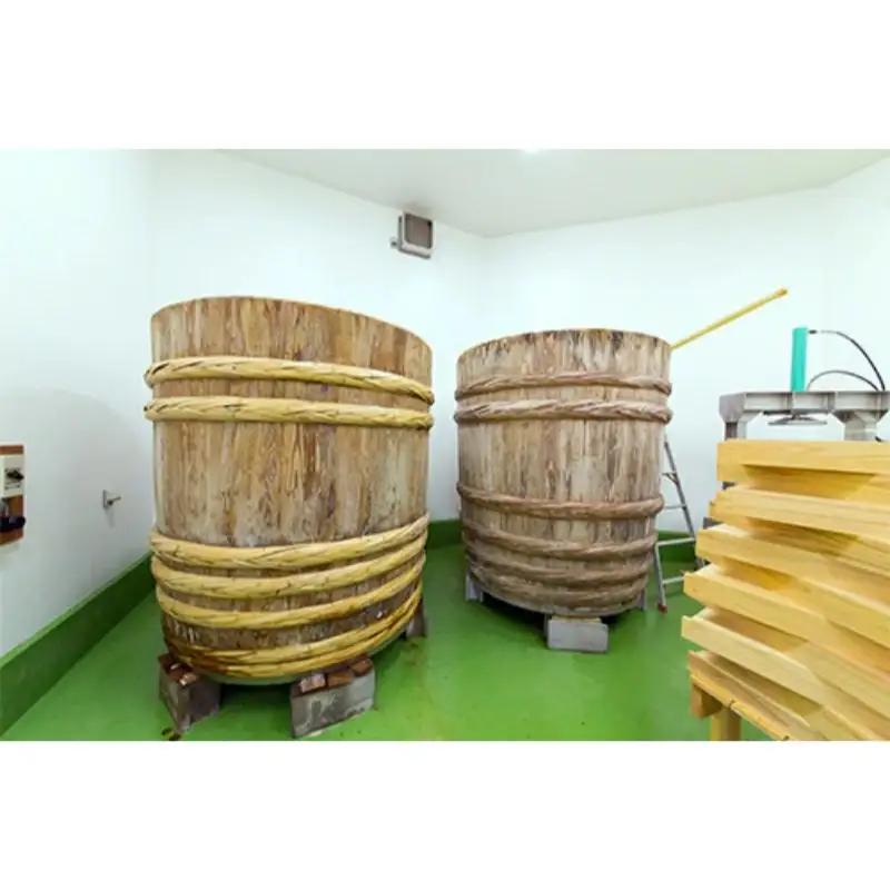 【6ヶ月定期便】美味しょうゆ　1L×2本 / 和歌山県 田辺市 醤油 しょう油 天然醸造 かけ醤油 こいくち醤油【toz021-tk】 