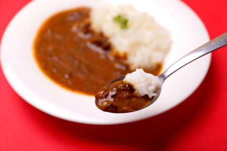 近江牛カレー（200ｇ×5パック）【AB77SM】