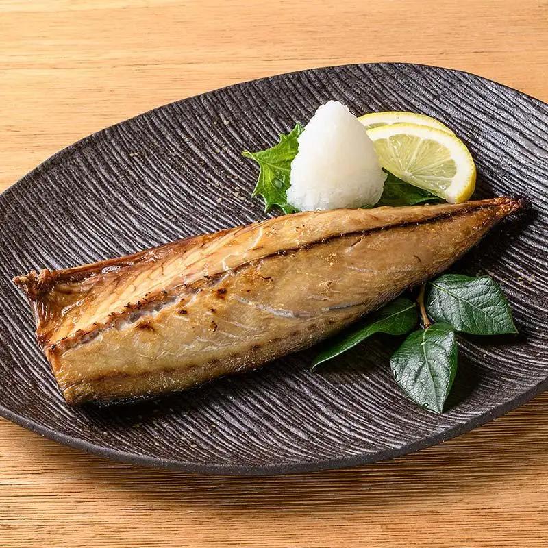 増量羅臼産 さばフィレー 一夜干し 2.4kg（300g×8パック） サバ 鯖 フィレ 切り身 切身 魚 魚介 海鮮 焼き魚 北海道
