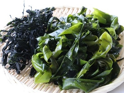 【鳴門町漁協直送！】 乾燥 糸わかめ 200g ｜ 鳴門産 乾燥わかめ 味噌汁 スープ 酢の物 サラダ 歯ごたえ 乾燥 鮮やか