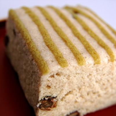 ふるさと納税 徳島市 和菓子　徳島銘菓　小男鹿(さおしか)   標準4棹【CN007】 |  | 01