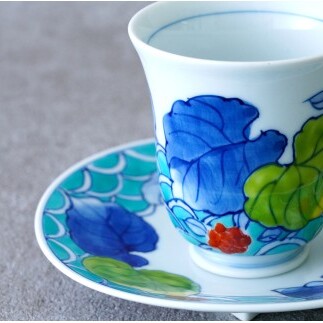 有田焼 染錦 青海波 ツワ絵カップ＆ソーサー【神田陶器店】食器 器 うつわ 赤絵 手描き プレゼント ギフト コーヒー 紅茶 bp015_イメージ3