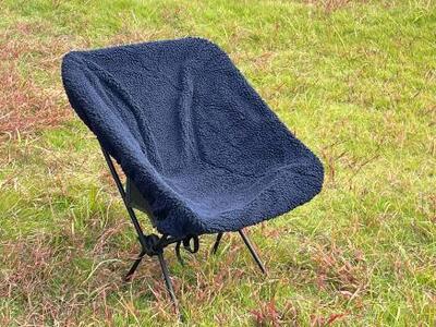 赤外線を吸収して暖かくなる難燃ボアのチェアカバーSサイズ_ネイビー【G0512】