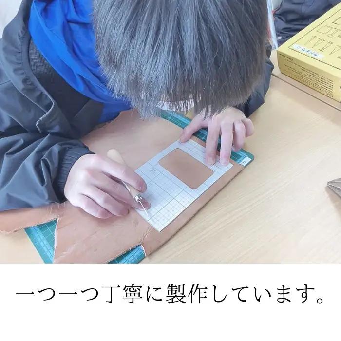 パスケース 黄色 【いわてひだまり農園】 黄 きいろ イエロー yellow 革 革製品 手作り 障がい者 支援 施設 手作業 イタリアンレザー レザー 牛ショルダー 牛革 おしゃれ シュリンク加工 