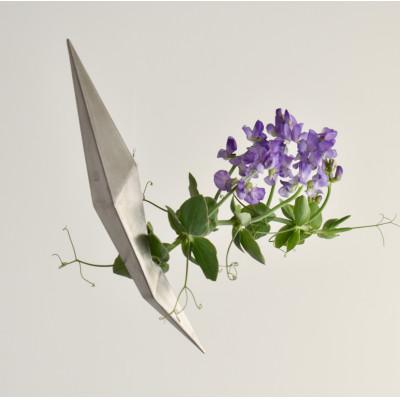 ふるさと納税 木津川市 海外展示会出展 スタイリッシュな花器　ハンギングベース　シルバー |  | 01