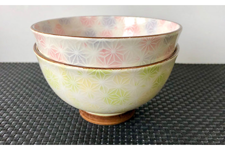 【美濃焼】軽量茶碗 ペアセット 麻の葉 (ピンク・グリーン)【佐橋製陶所】食器  ご飯 和食器 お茶碗 おしゃれ 食器 ご飯茶碗 茶碗 飯碗 ごはん茶碗 茶わん ちゃわん ライスボウル ボウル 和カフ