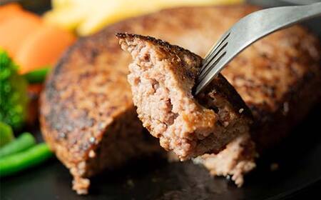 北海道産手作りおっきなジューシーハンバーグ 大きめお肉入り 400g ×4パック 無添加 ハンバーグ 肉 牛肉 豚肉 おかず 弁当 F4F-8543