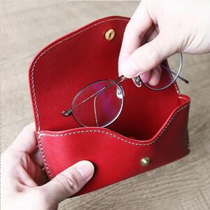 ＜カラー選択可能＞フラップメガネケース【福岡市内製造】 レッド