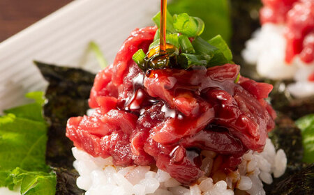 フジチク ふじ 馬刺し ユッケ 計約300g （約50g×6個） 馬肉 熊本県【株式会社フジチク】[BHAD004]