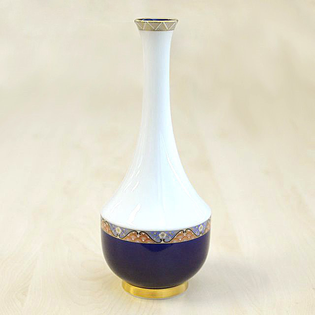 
                  【有田焼/香蘭社】割絵地紋・花瓶
                