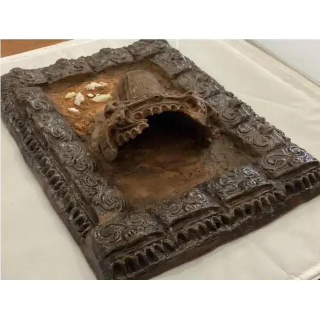 火焔型土器　縄文発掘レリーフ　陶器製　21cm×28cm　1.100ｇ 陶器 工芸品 手作り 新潟市