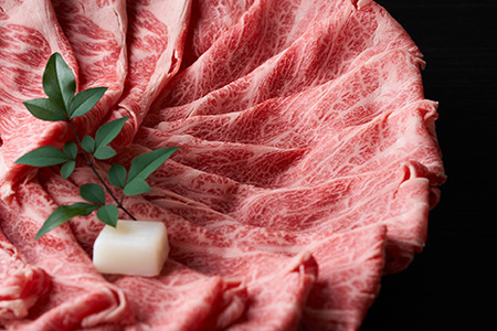 【A4〜A5】博多和牛 しゃぶしゃぶすき焼き用1kg(500g×2p) 吉富町/株式会社MEAT PLUS[BGAB038]