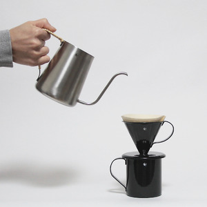 グローカルスタンダードプロダクツ TSUBAME Drip pot / 600ml / シルバー